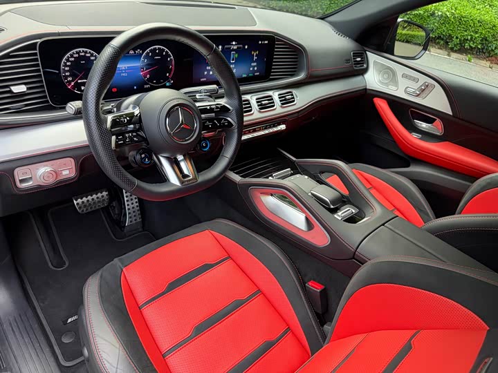 Mercedes-Benz GLE-Class Coupe AMG, 2025 — фото 6 из 9