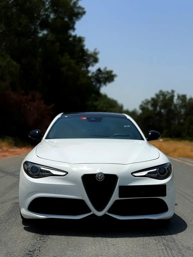 Alfa Romeo Giulia, 2022 — фото 2 из 10