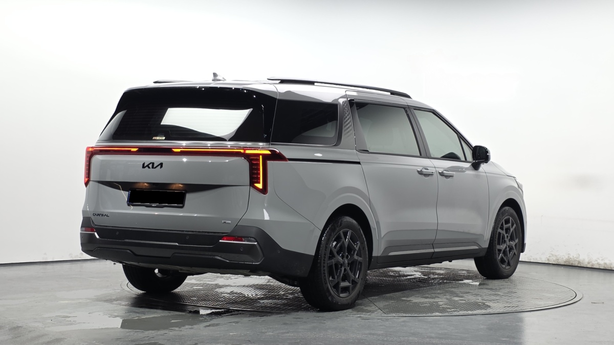 Kia Carnival, 2026 — фото 2 из 12