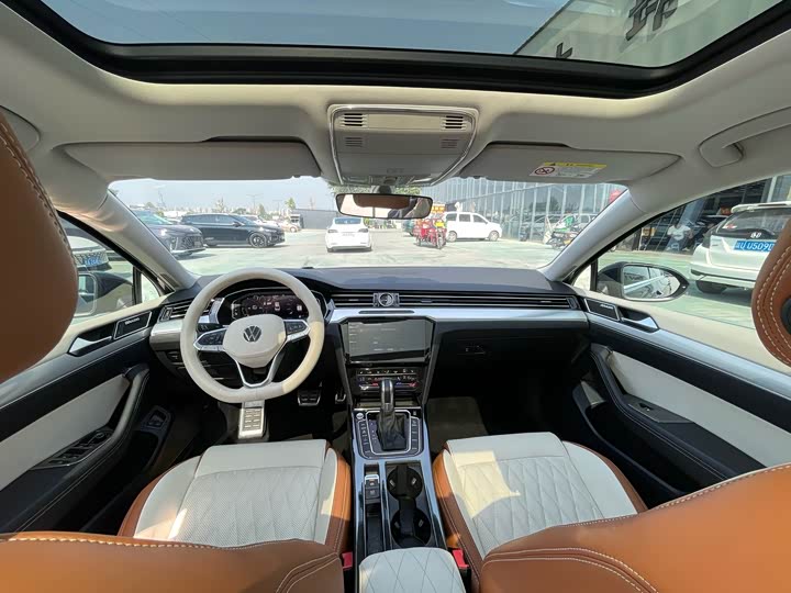 Volkswagen Magotan GTE Hybrid, 2022 — фото 5 из 9