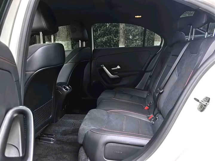 Mercedes-Benz A-Class, 2023 — фото 5 из 9