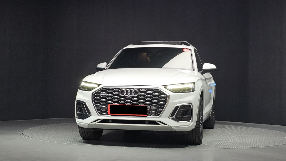 Audi Q5, 2022 — фото 3 из 12