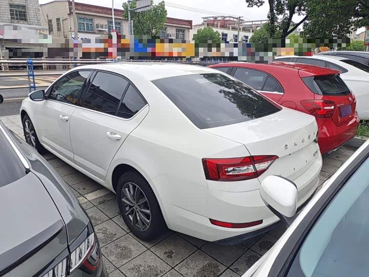 Skoda Octavia Pro, 2021 — фото 5 из 9