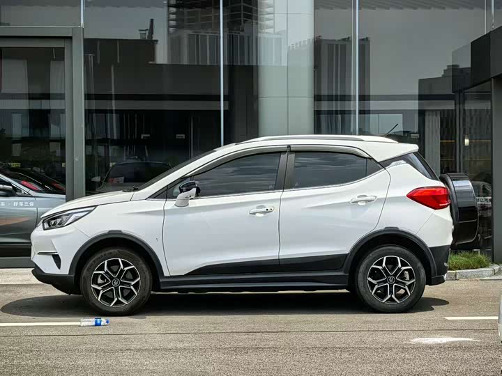 BYD Yuan Pro, 2021 — фото 4 из 7