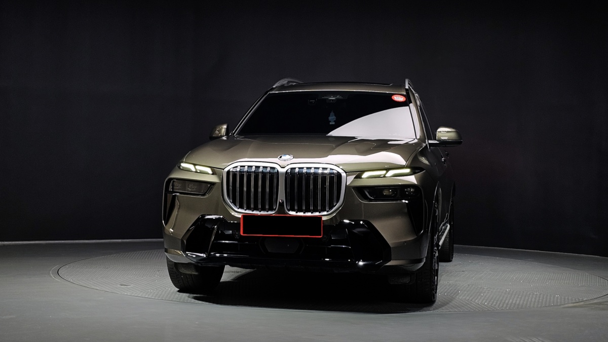 BMW X7, 2023 — фото 3 из 12