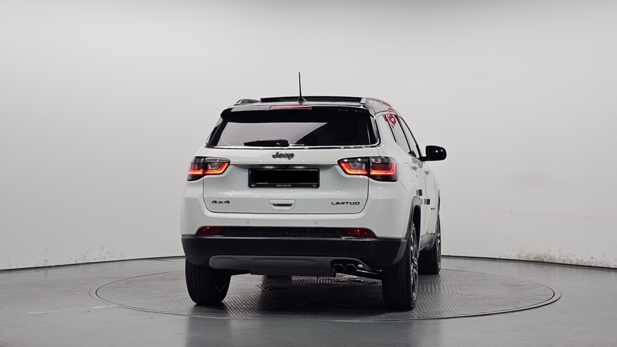 Jeep Compass, 2022 — фото 4 из 12
