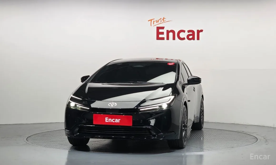 Toyota Prius, 2025 — фото 3 из 12