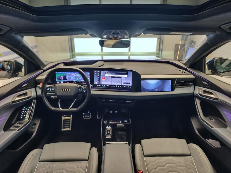Audi Q6L e-tron, 2025 — фото 5 из 9