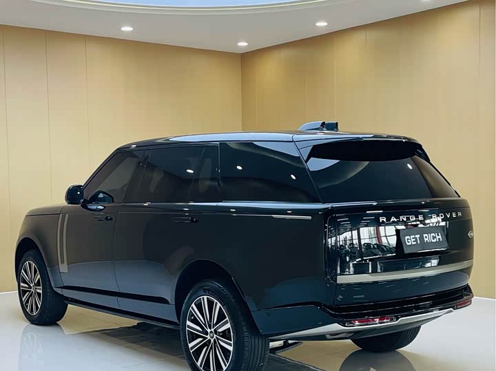Land Rover Range Rover, 2024 — фото 7 из 9