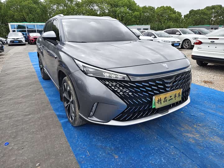 Roewe RX5 Hybrid, 2022 — фото 2 из 9