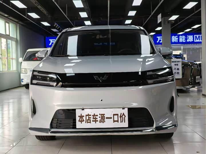 Wuling Starlight 730 Hybrid/EV, 2025 — фото 2 из 9