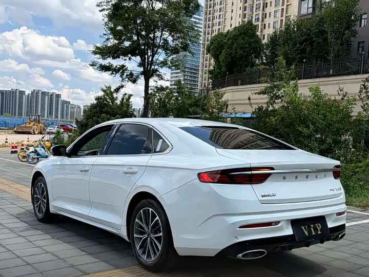 Geely Preface, 2024 — фото 6 из 9