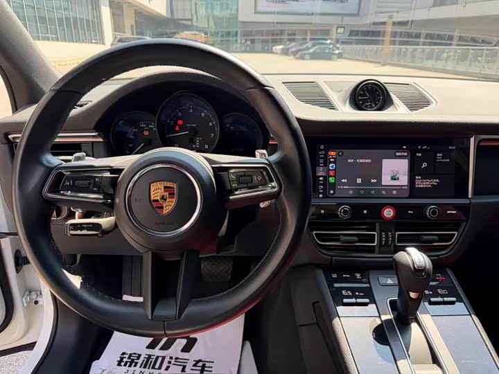 Porsche Macan, 2022 — фото 5 из 9