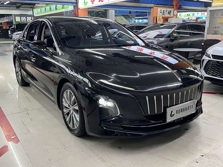 Hongqi E-QM5, 2023 — купить в Белгороде под ключ