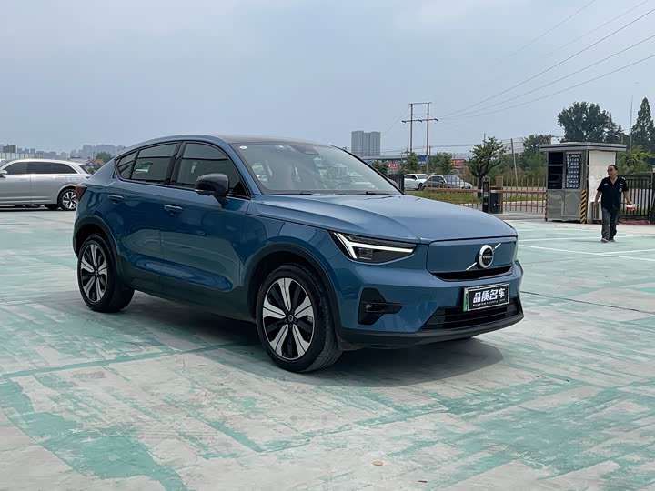 Volvo C40, 2023 — фото 3 из 9