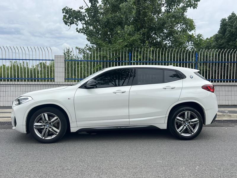 BMW X2, 2023 — фото 3 из 10