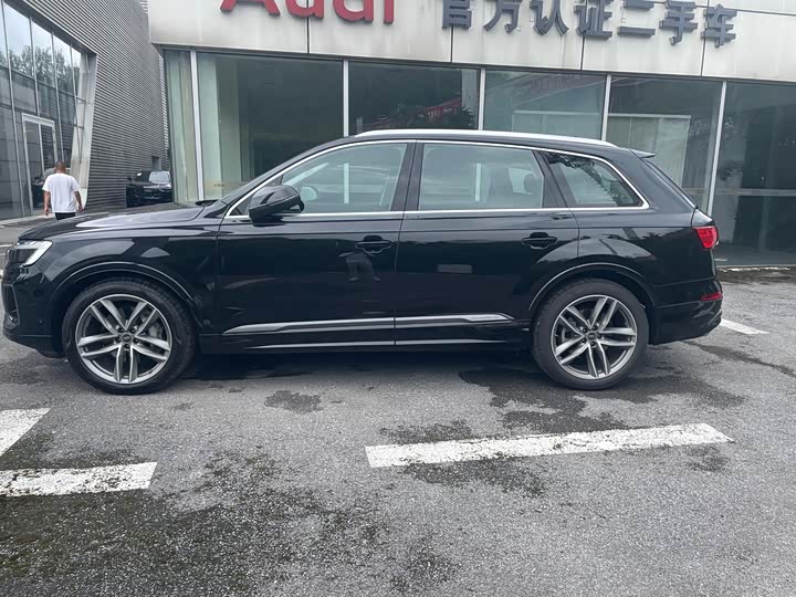 Audi Q7, 2025 — фото 8 из 9