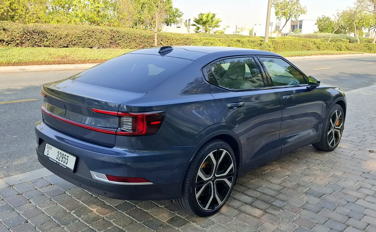 Polestar 2, 2023 — фото 5 из 10
