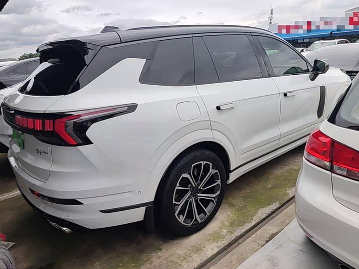 Lynk & Co 09 EM-P Hybrid, 2022 — фото 7 из 9