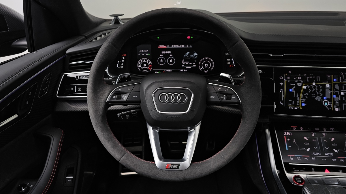 Audi RS Q8, 2024 — фото 11 из 12