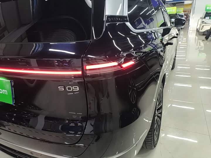 Changan Deepal S09, 2025 — фото 8 из 9
