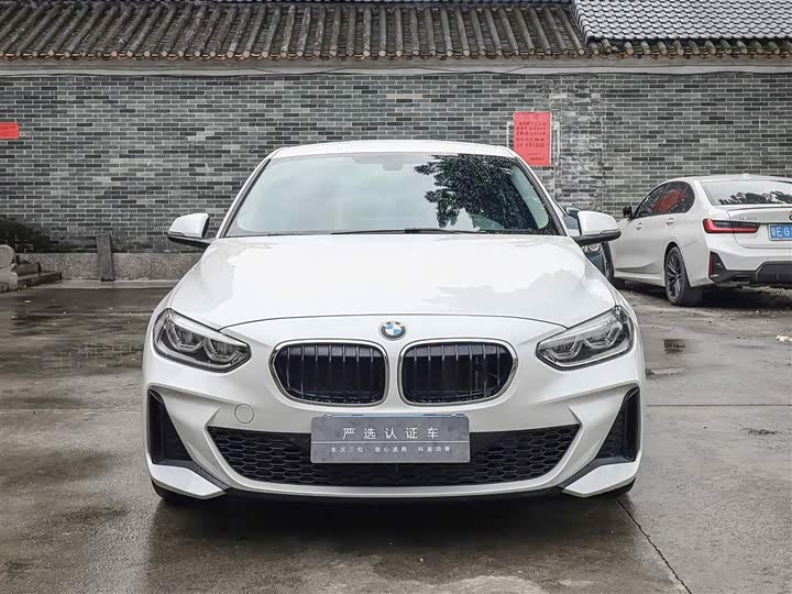 BMW 1 Series, 2022 — фото 2 из 9