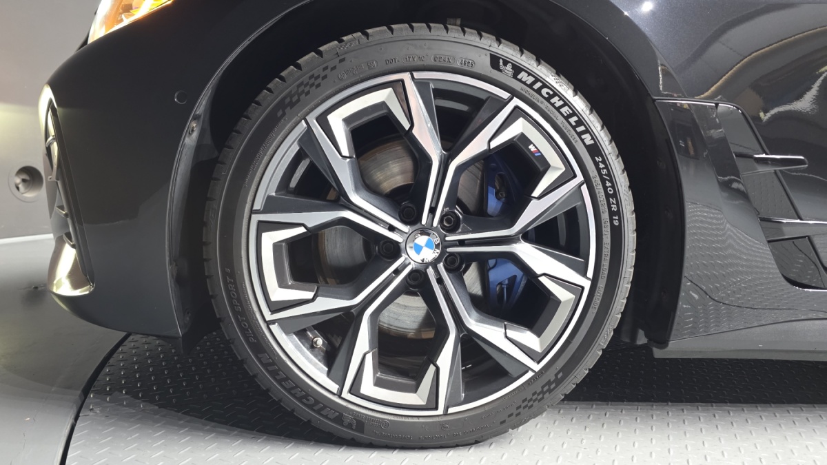 BMW i4, 2022 — фото 5 из 12