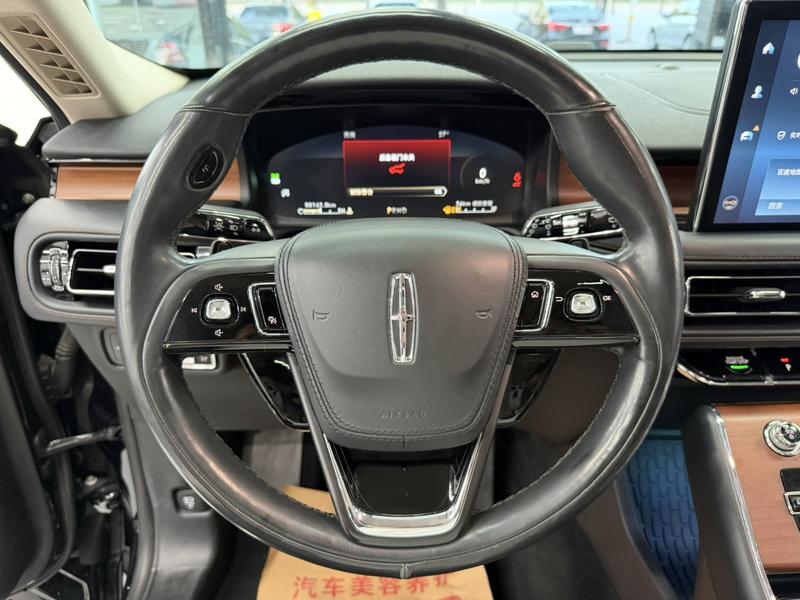 Lincoln Aviator, 2022 — фото 9 из 12