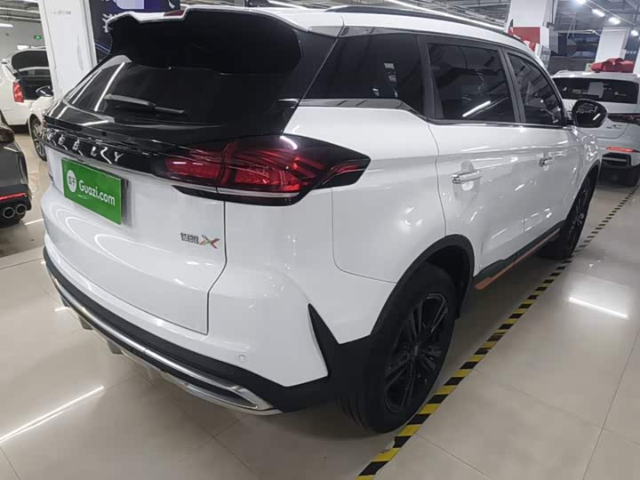 Geely Atlas, 2021 — фото 7 из 9