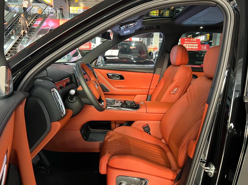 Geely Galaxy M9, 2025 — фото 10 из 12