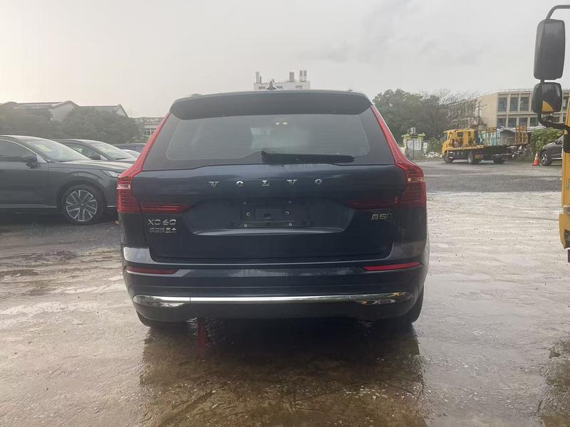 Volvo XC60, 2024 — фото 4 из 11