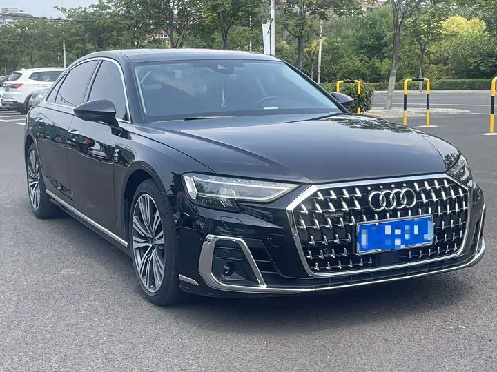Audi A8, 2023 — фото 3 из 9
