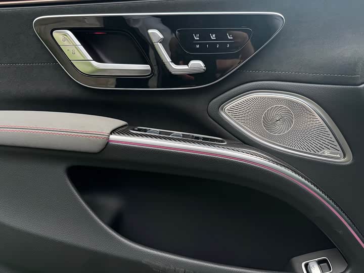 Mercedes-Benz EQS AMG, 2025 — фото 11 из 12