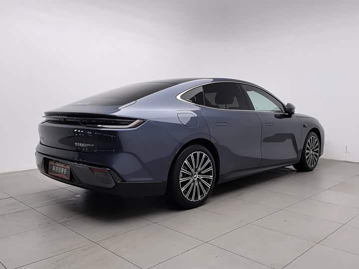 Geely Galaxy Starshine 8 EM-i, 2025 — фото 2 из 9