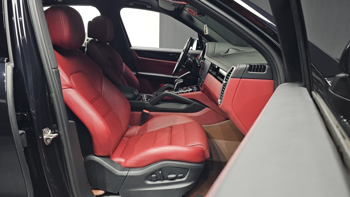 Porsche Cayenne, 2021 — фото 9 из 12