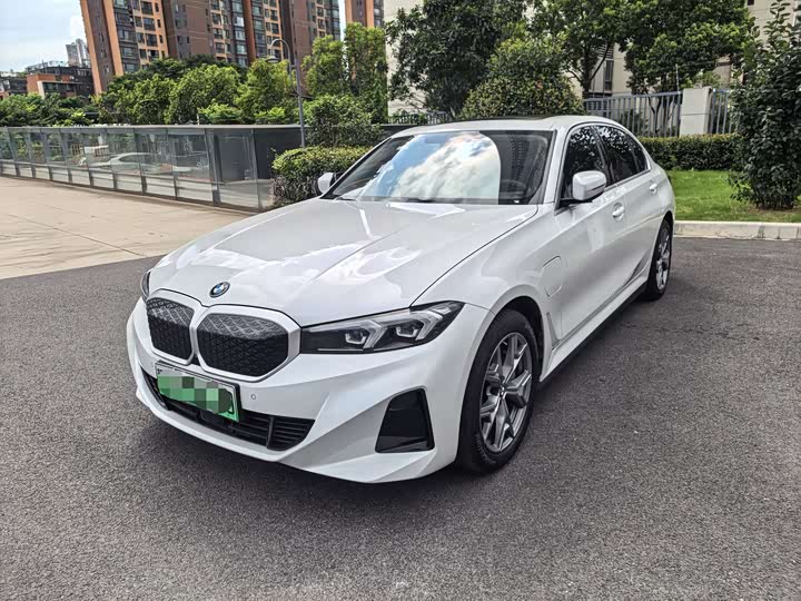BMW i3, 2025 — купить в Санкт-Петербурге под ключ