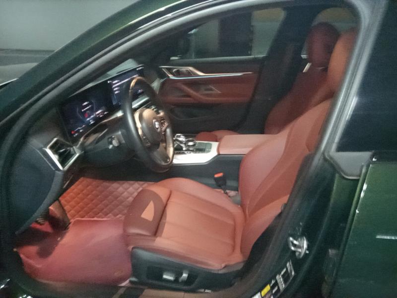 BMW i4, 2022 — фото 10 из 12