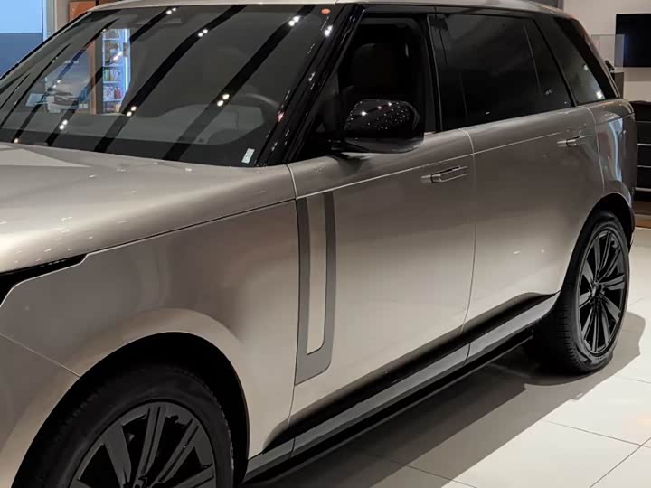Land Rover Range Rover, 2025 — фото 2 из 9