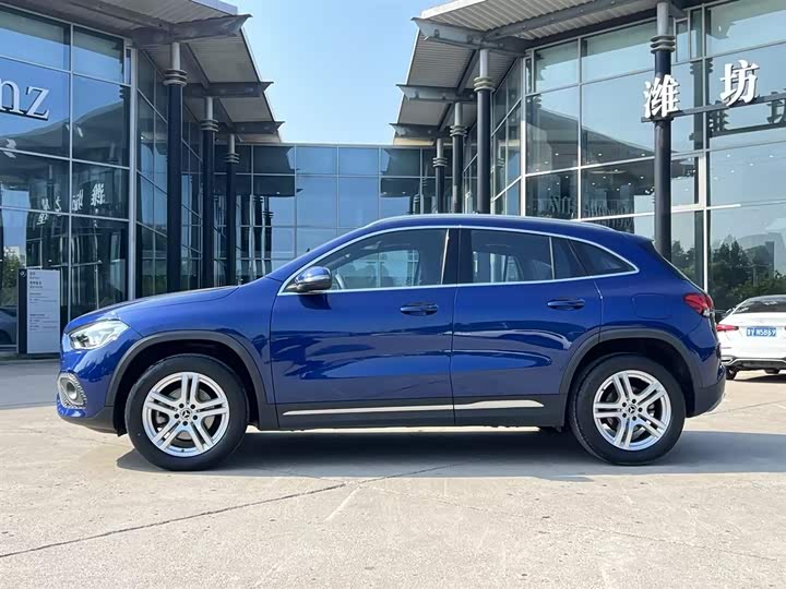 Mercedes-Benz GLA-Class, 2023 — фото 3 из 9