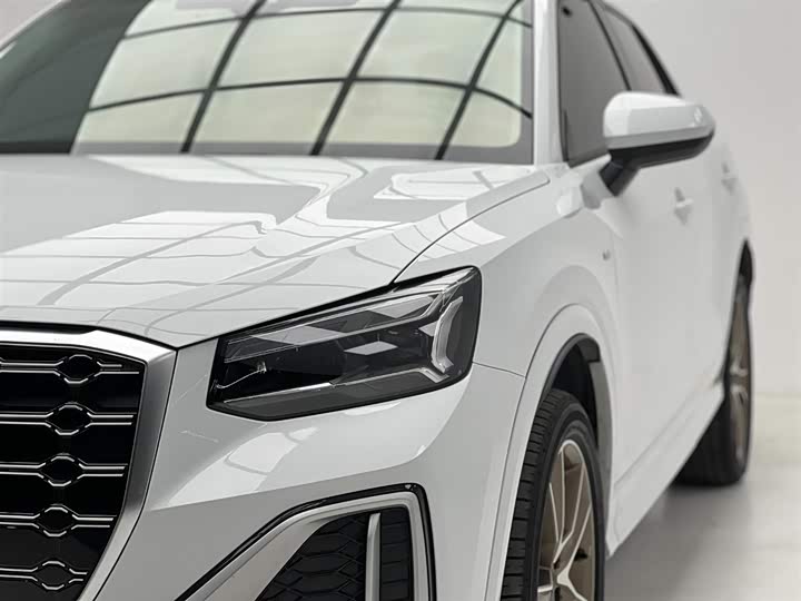 Audi Q2L, 2021 — фото 4 из 9