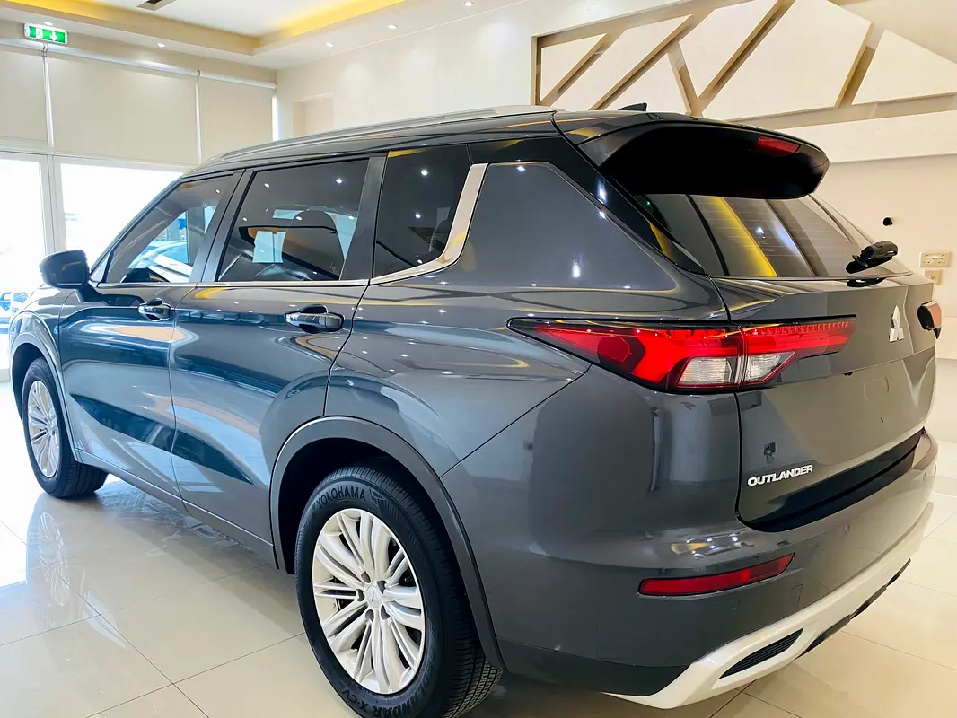 Mitsubishi Outlander, 2025 — фото 10 из 10