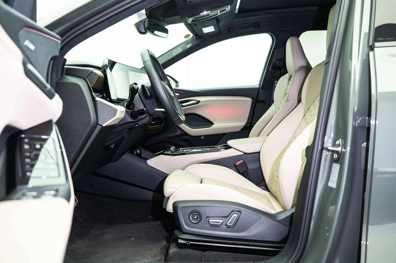 Audi Q6L e-tron, 2025 — фото 9 из 12