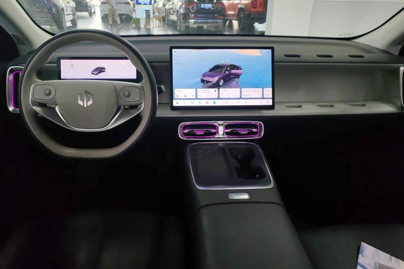 Leapmotor B01, 2025 — фото 8 из 12