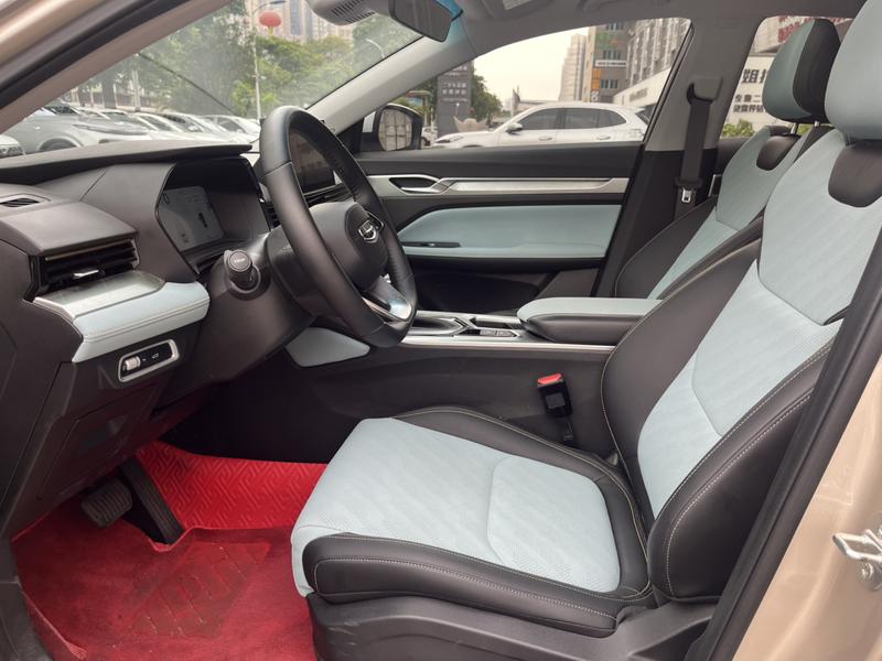 Geely Emgrand L, 2023 — фото 9 из 11