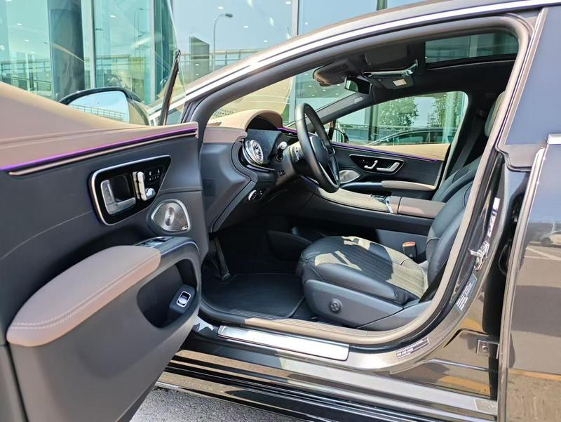 Mercedes-Benz EQS, 2023 — фото 8 из 10