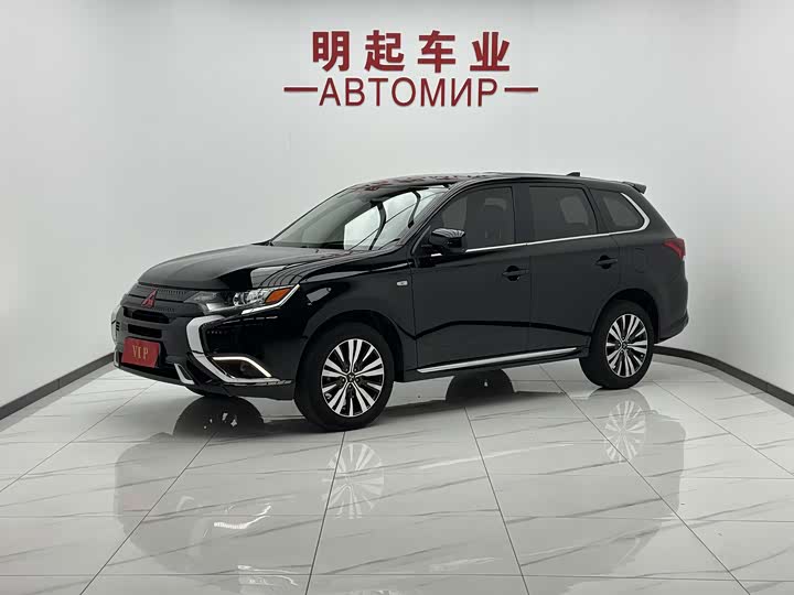 Mitsubishi Outlander, 2022 — купить в Рязани под ключ