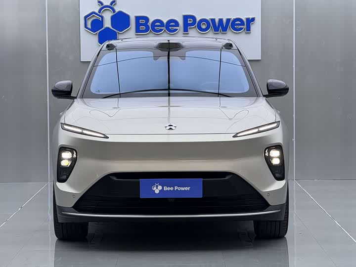 Nio ES8, 2023 — фото 2 из 9