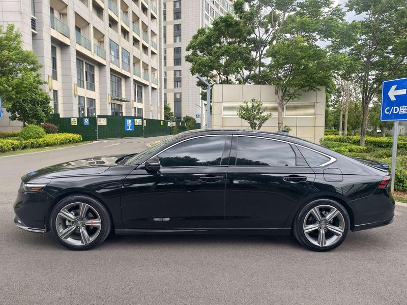 Honda Accord, 2024 — фото 4 из 12