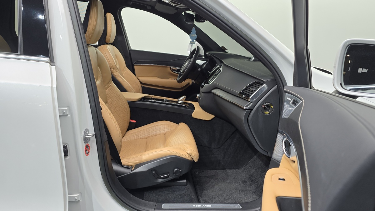 Volvo XC90, 2022 — фото 11 из 12