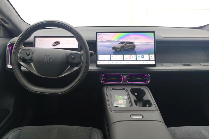 Leapmotor Lafa5, 2025 — фото 7 из 12